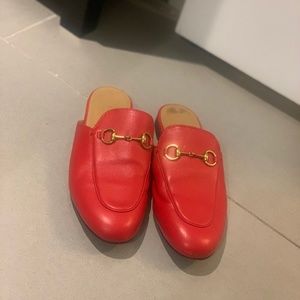 Gucci princeton red slides size 7